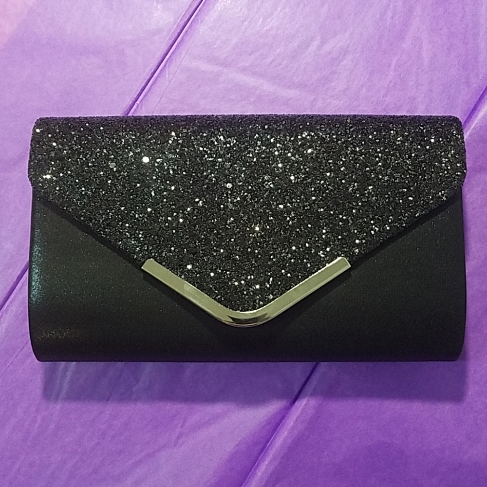 Black Clutch with Sparkled Lid